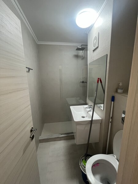 Tineretului Parc, garsoniera renovata recent.
